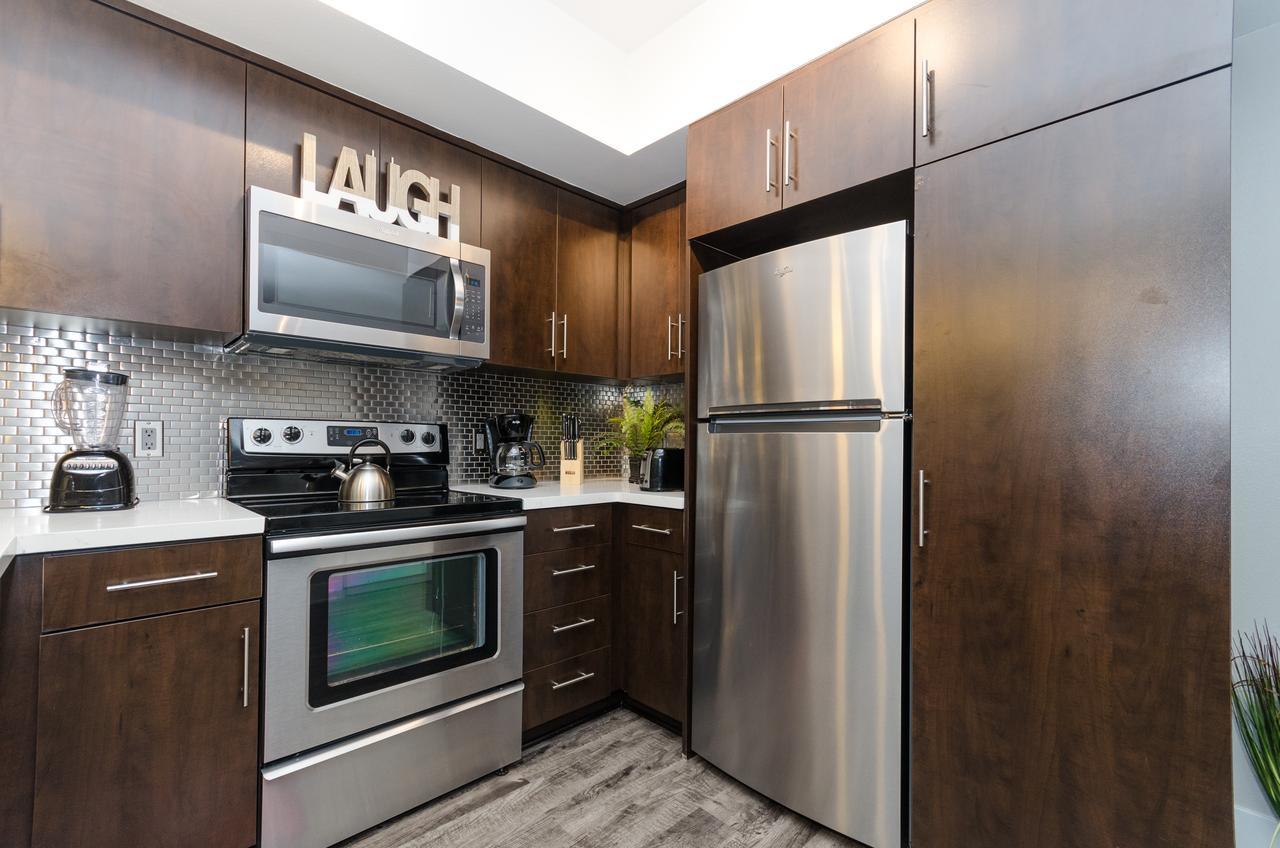 Hollywood Walk Of Fame Penthouse Apartment Los Angeles