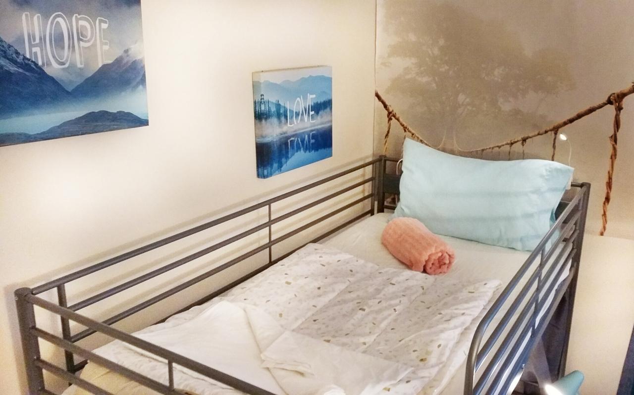 Hollywood Shine Hostel