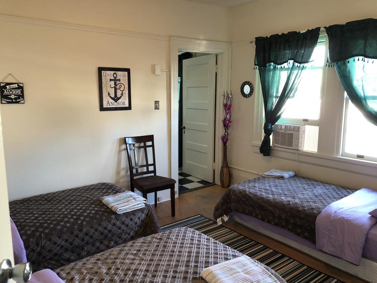Hostel Downtown Mansion