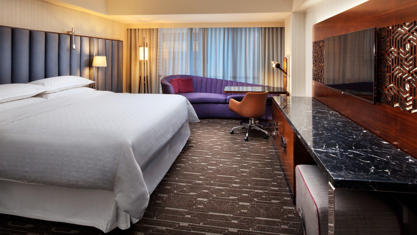 Sheraton Grand Angeles Hotel