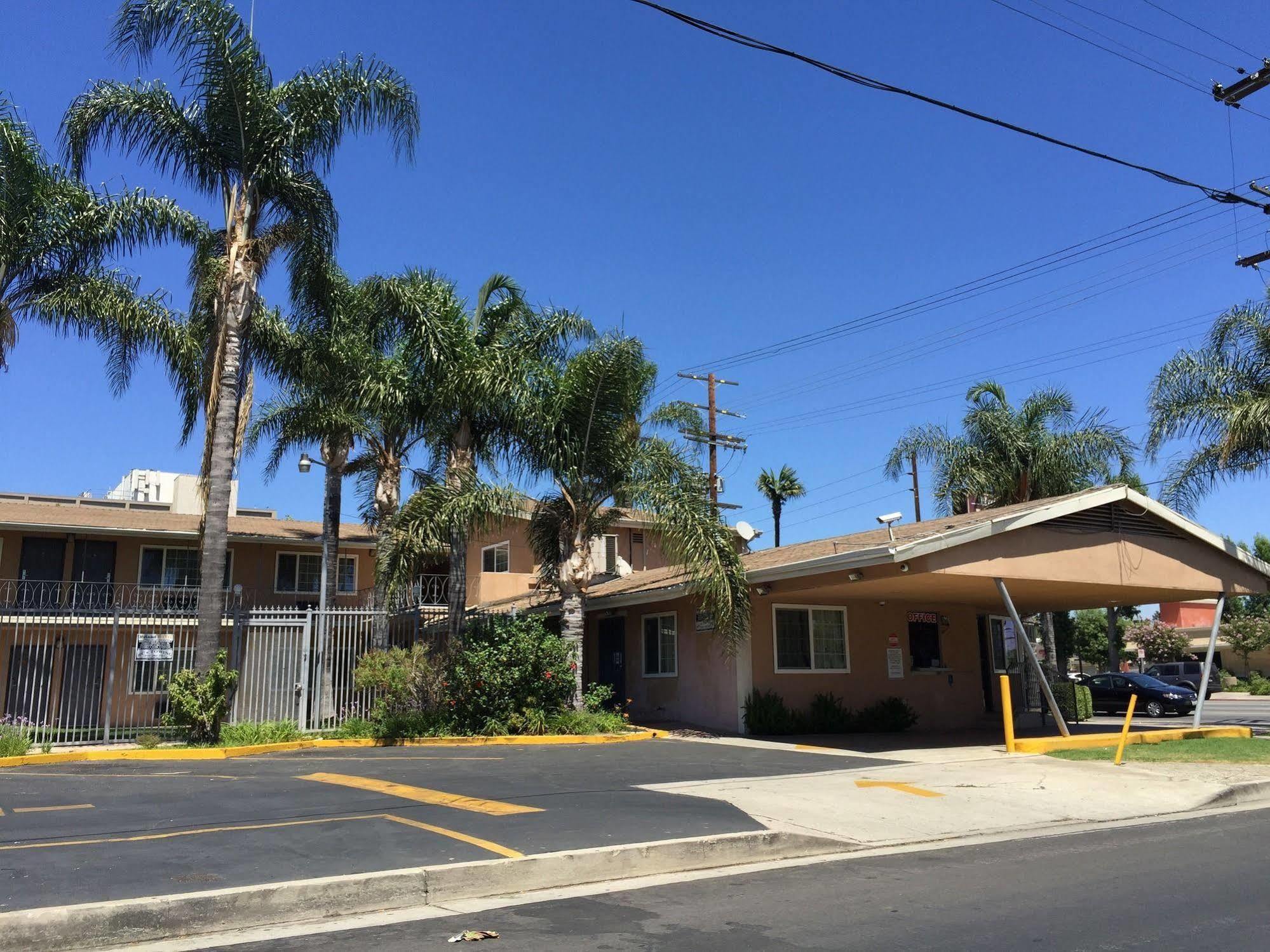 Hyland Van Nuys Motel 2*