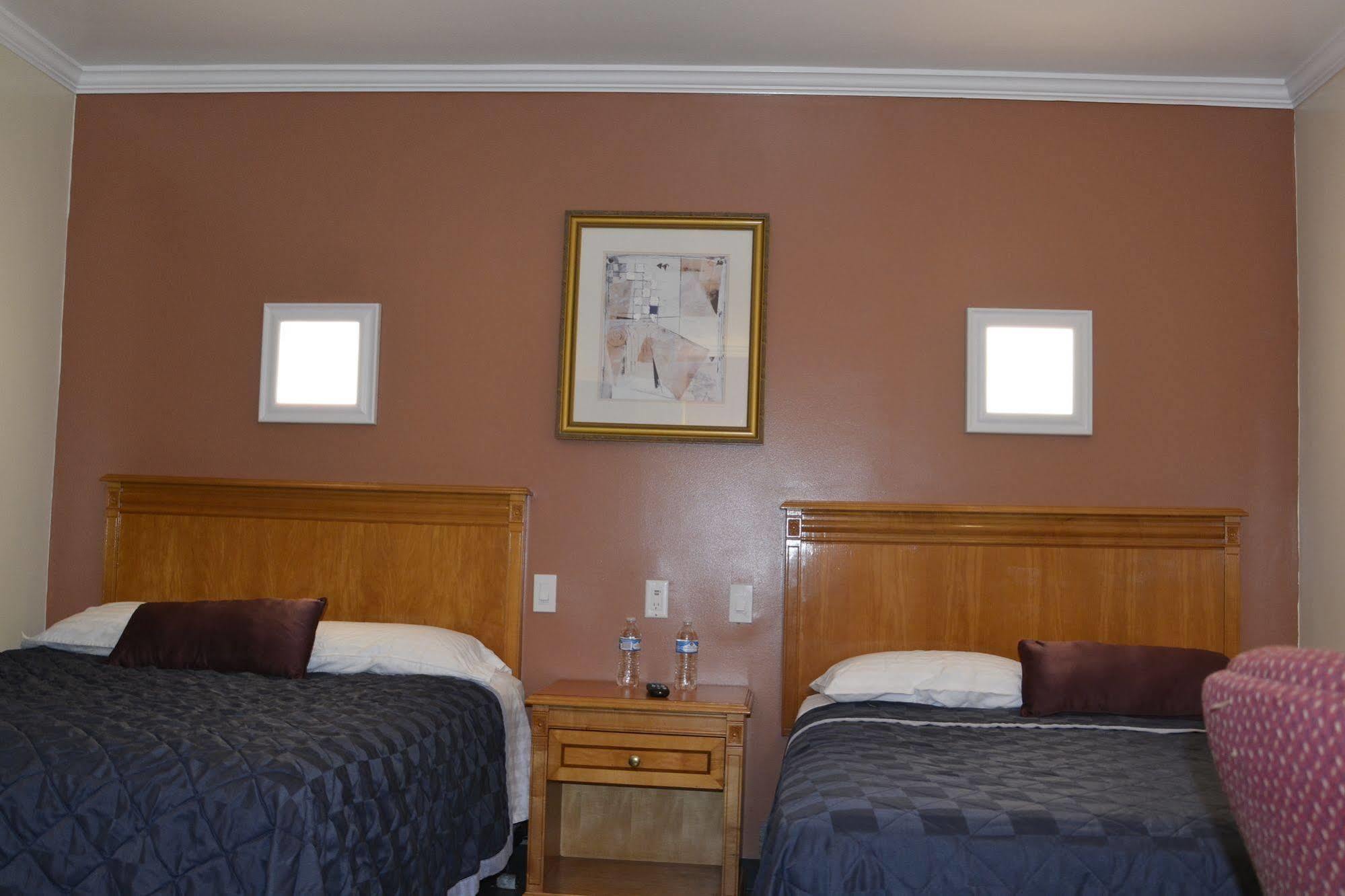 Lincoln Park Motel 3*