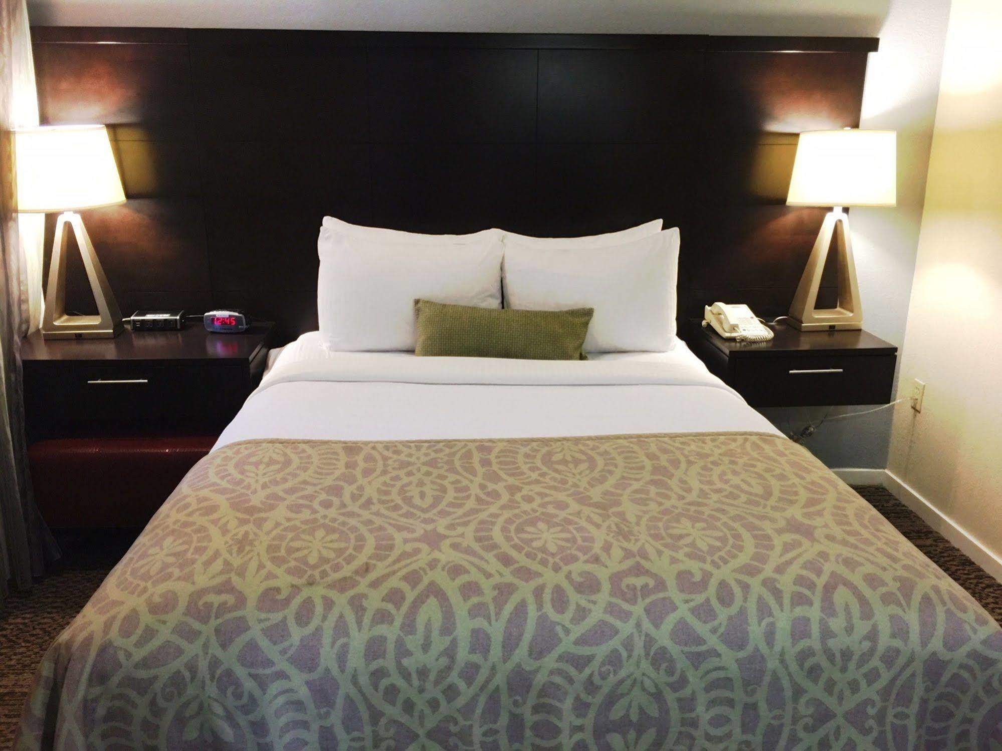 Sonesta Es Chatsworth Hotel 3*