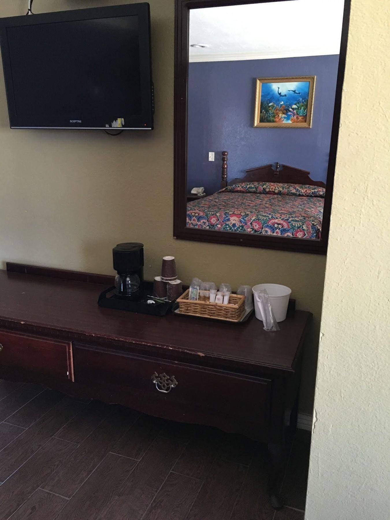 Hyde Park Motel