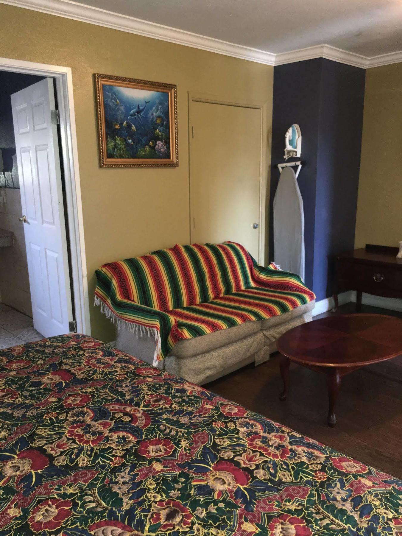 Hyde Park Motel