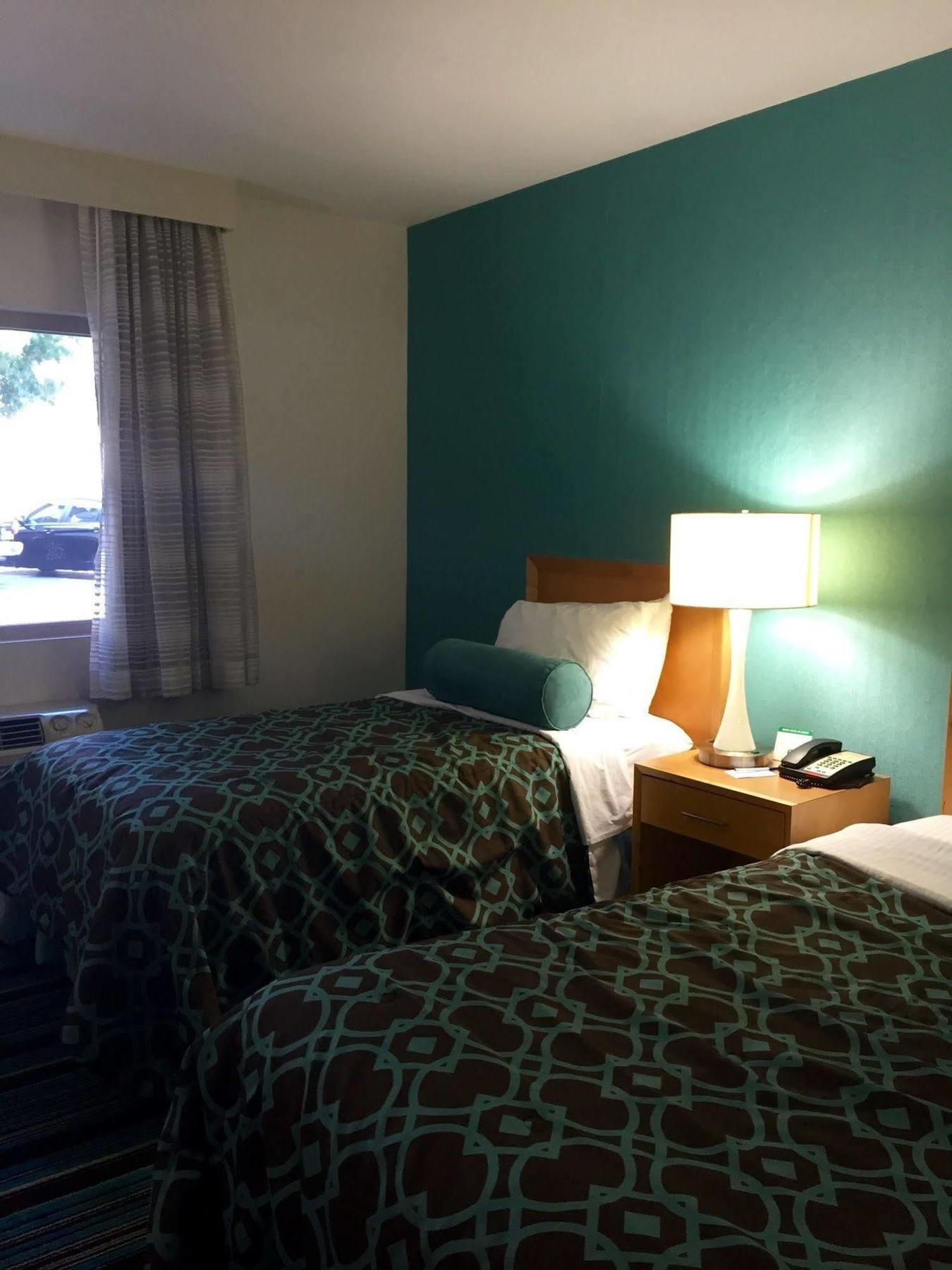 Olivia Hotel 2*