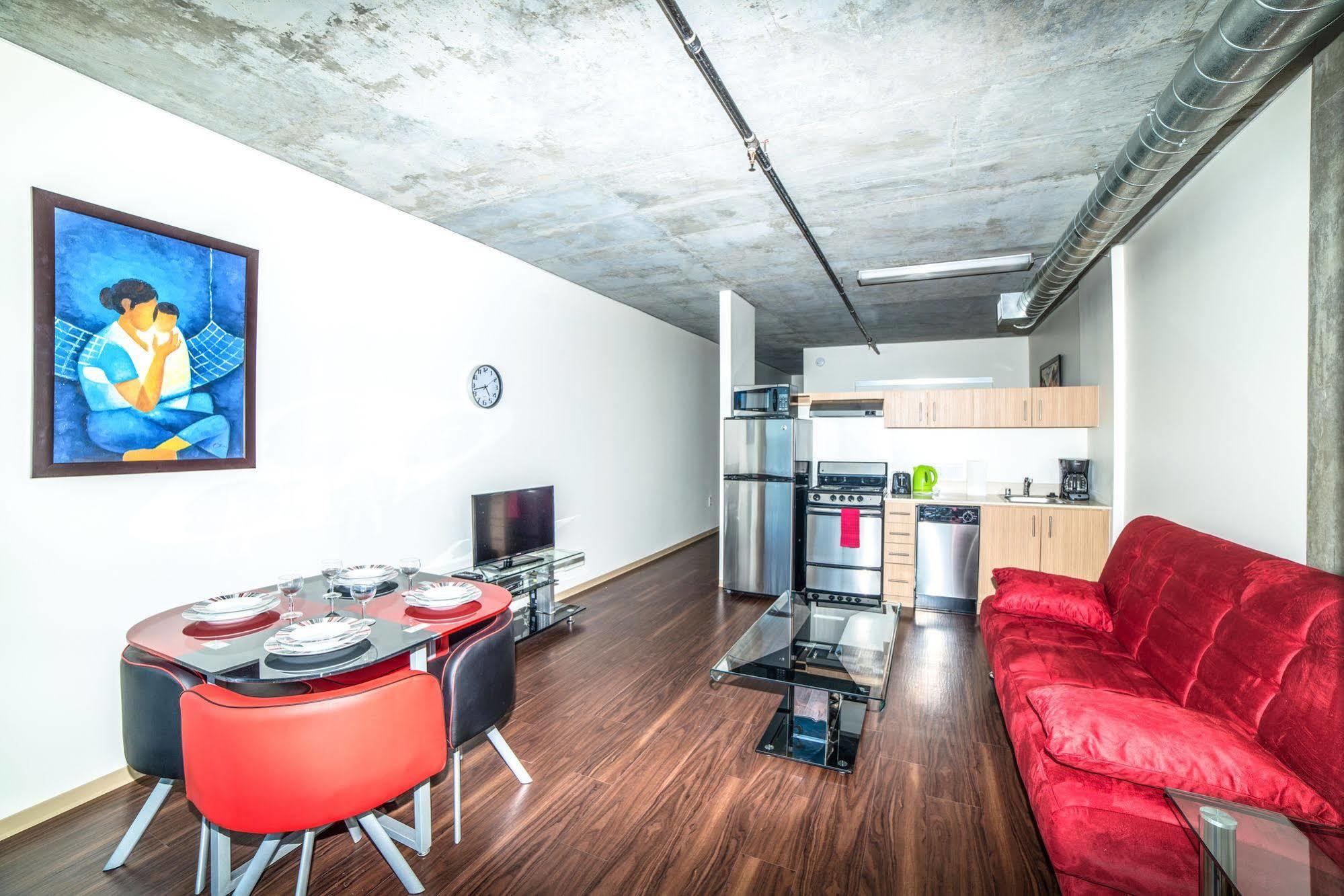 Hotel Hollywood Panorama Suites 3*