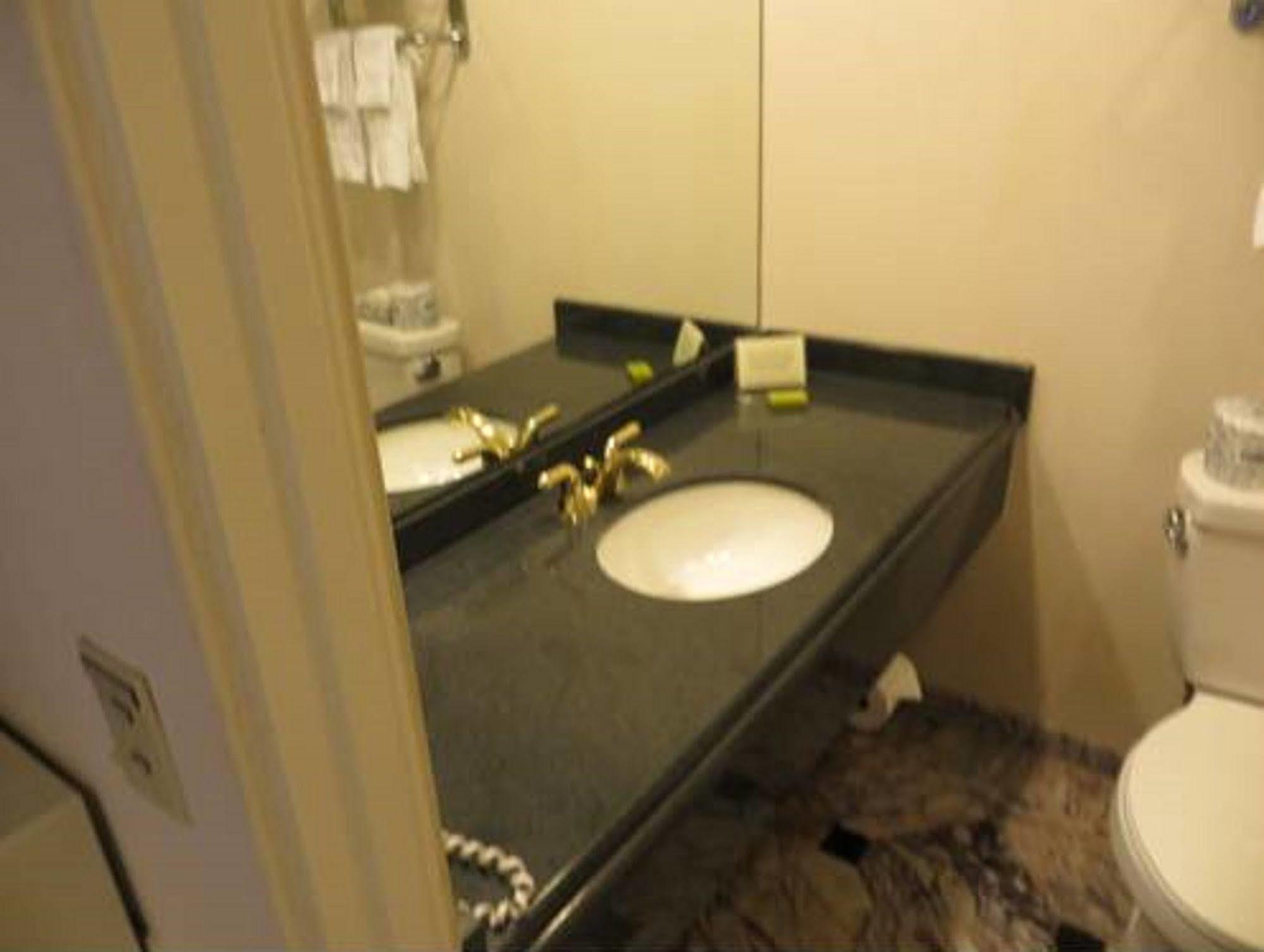 Hilgard House Westwood Village Hotel Los Angeles