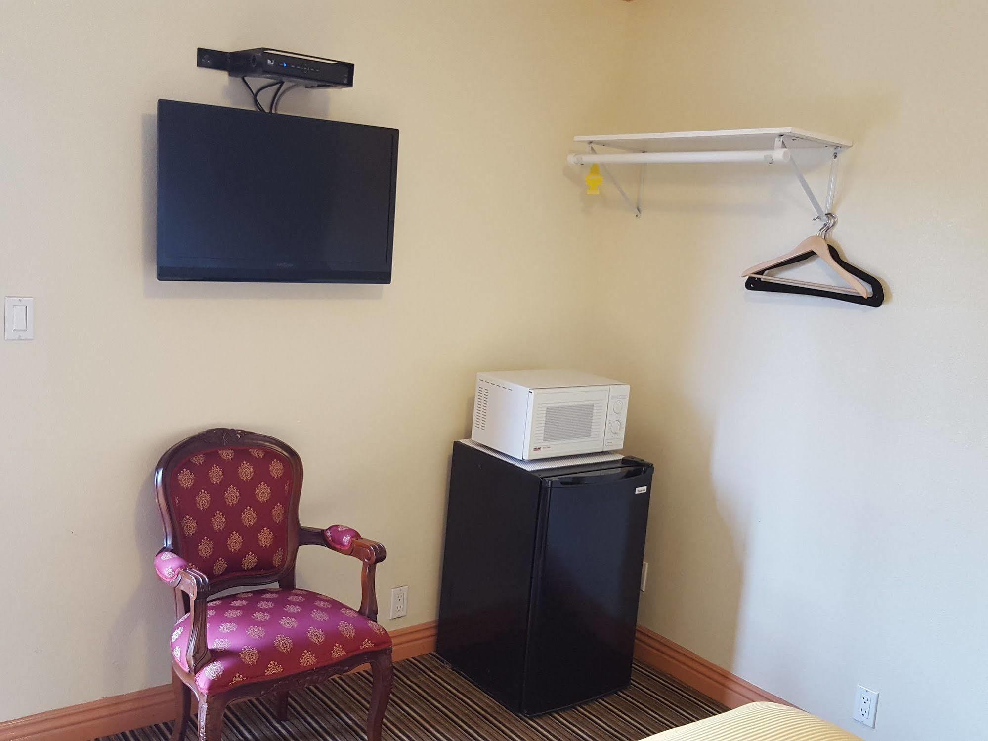 Travel Inn Los Angeles