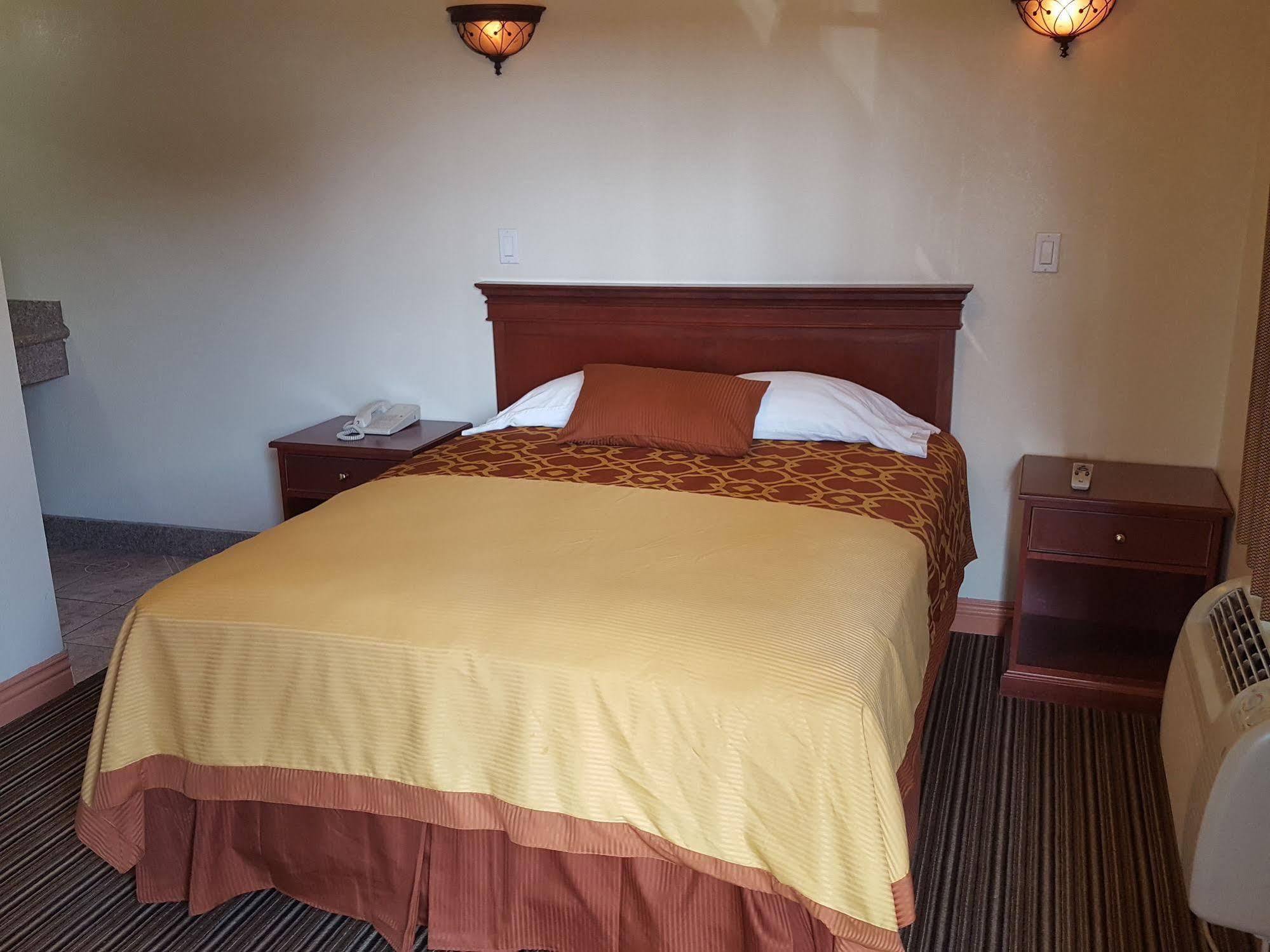 Motel Travel Inn *