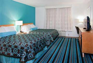 Olivia Hotel Motel 2*