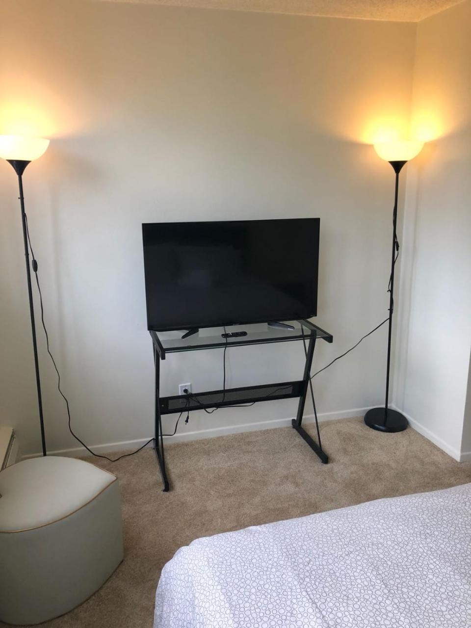 Apartment Barrington Plaza *