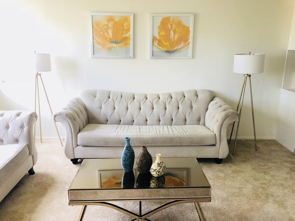Apartment Barrington Plaza *