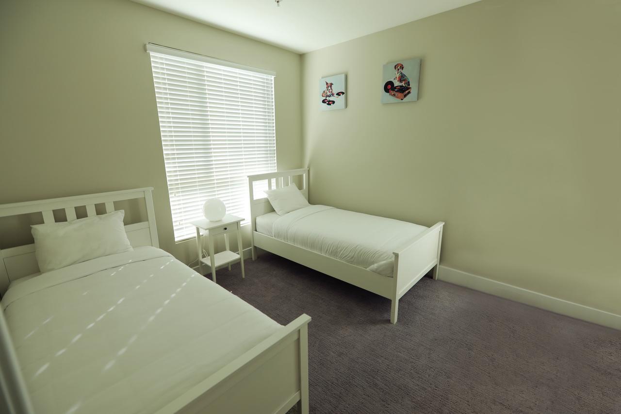 Downtown Cosmopolitan Residences Hotel Los Angeles