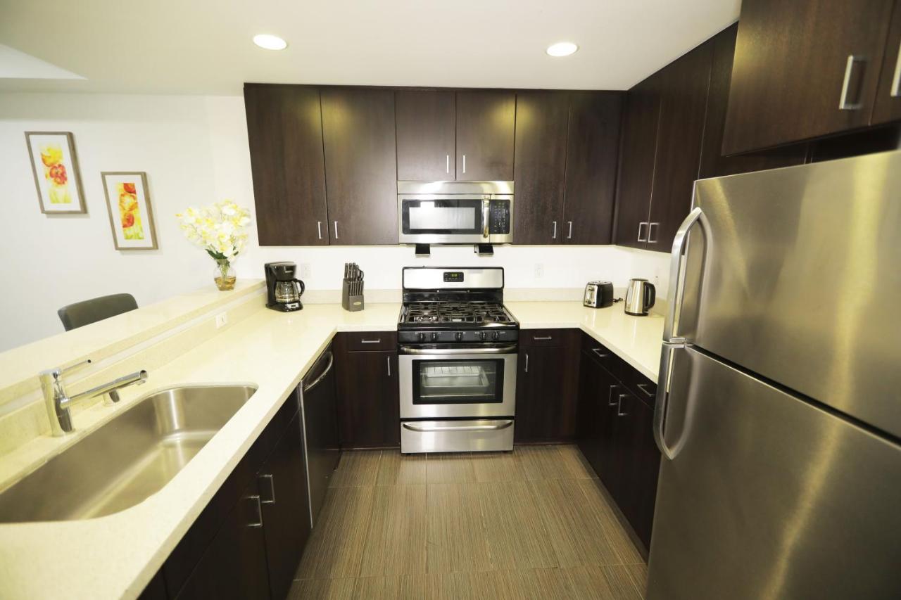 Downtown Cosmopolitan Residences