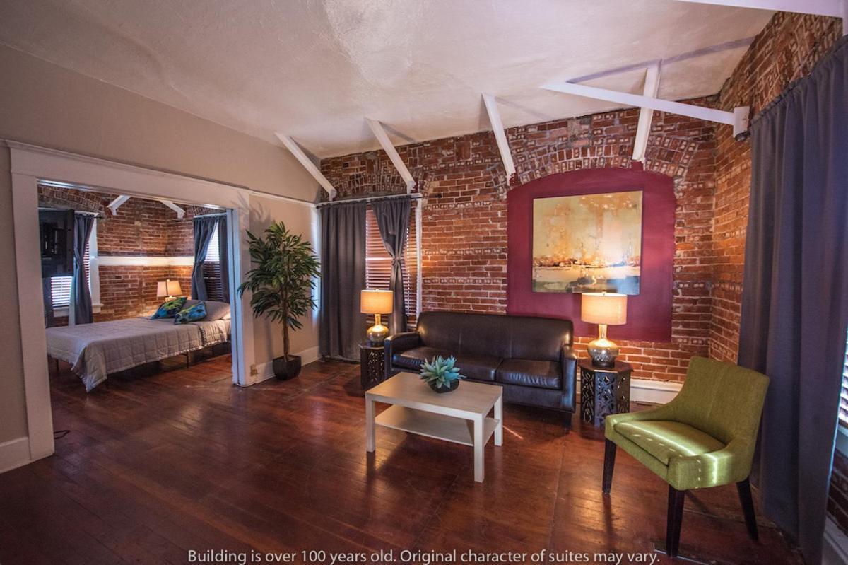 Ellison Hotel 3*