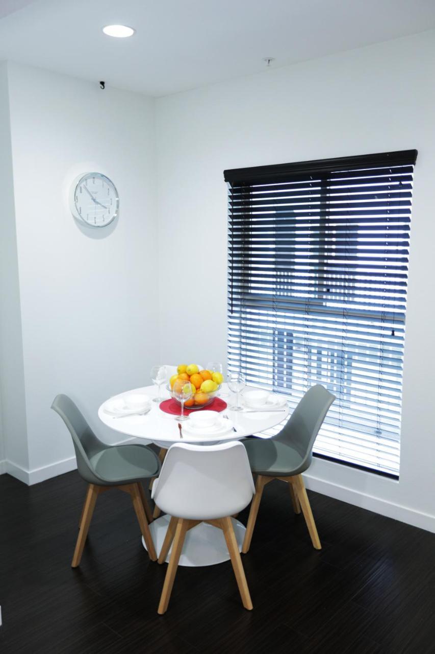 Hollywood Executive Residences Aparthotel 4*