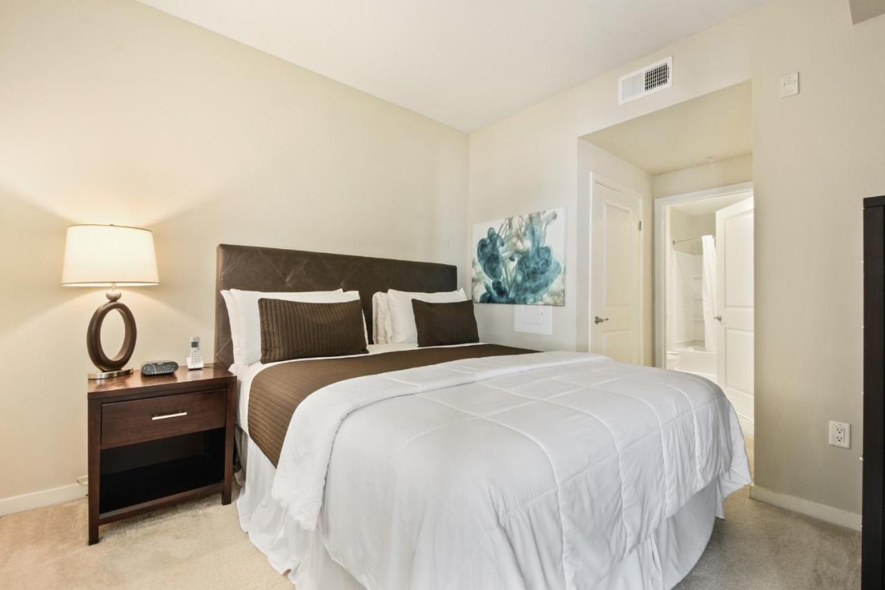 Global Luxury At Wilshire *