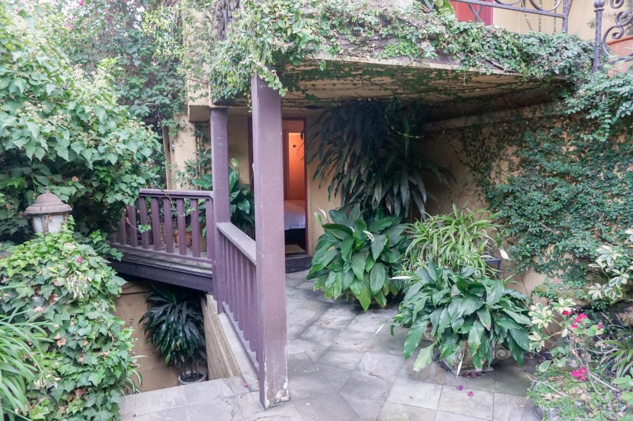 Bel Air Guest house *