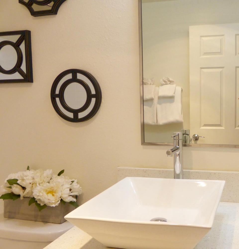 Beverly Hills Adjacent 2-bedroom Penthouse * Los Angeles