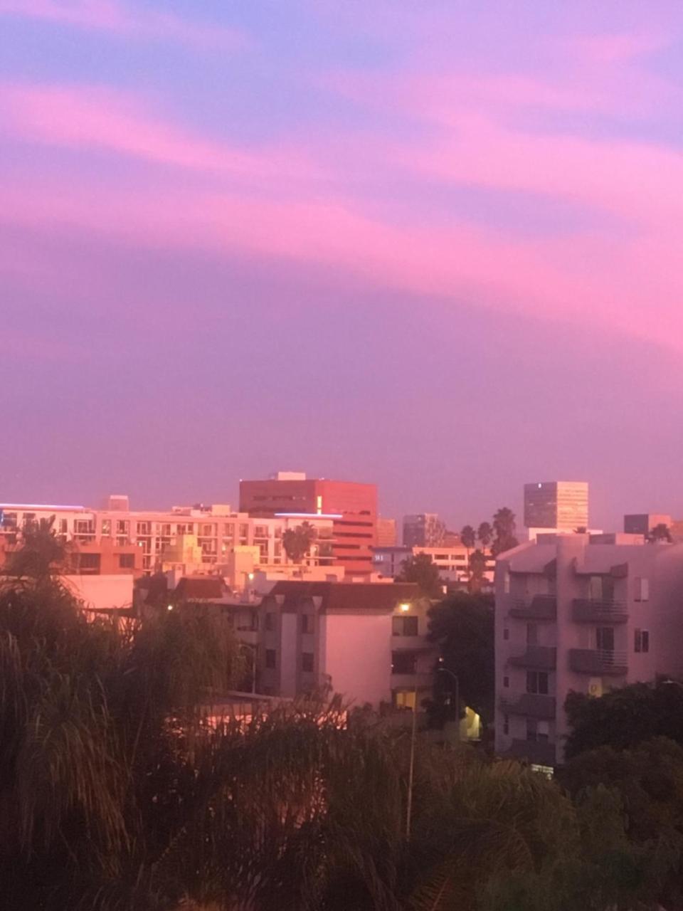 Apartment Beverly Hills Adjacent 2-bedroom Penthouse Los Angeles