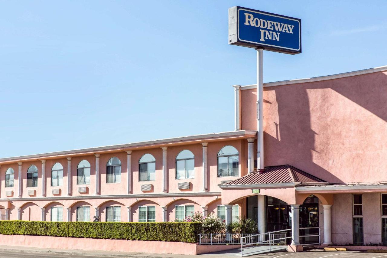 Rodeway Near Melrose Ave Inn Los Angeles