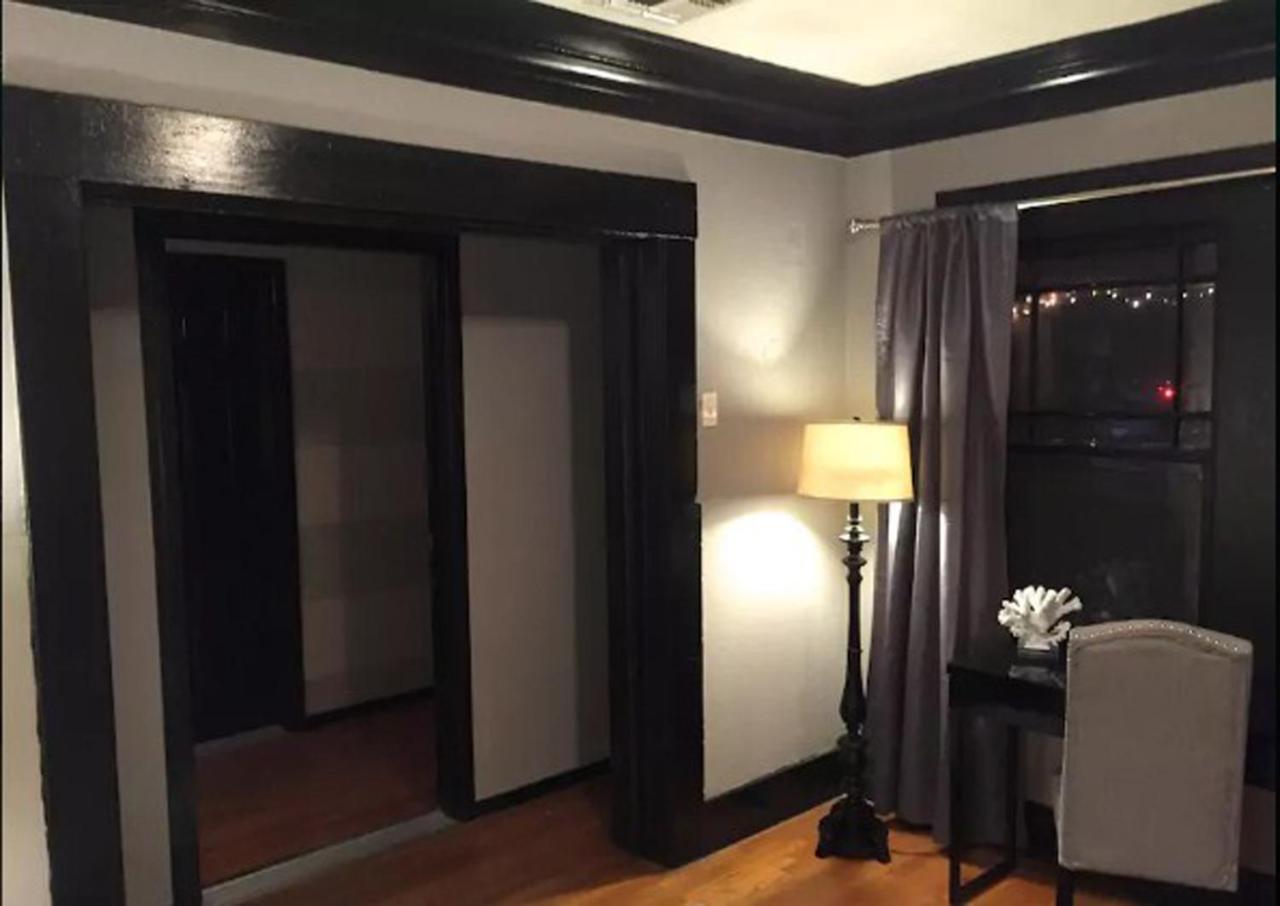 Apartment Efficiency With Shared Bathroom G2 *