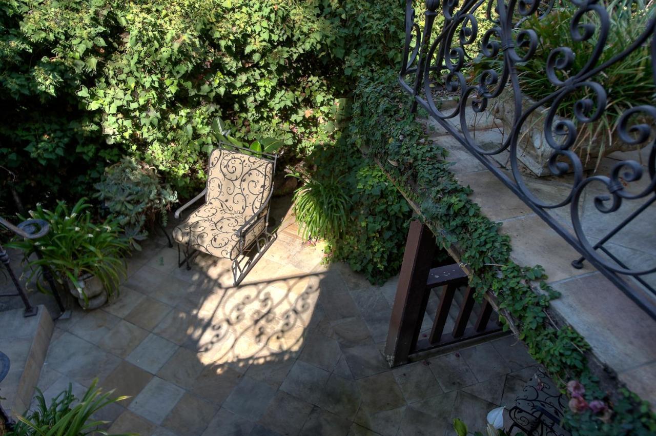 Bel Air Guest house Los Angeles