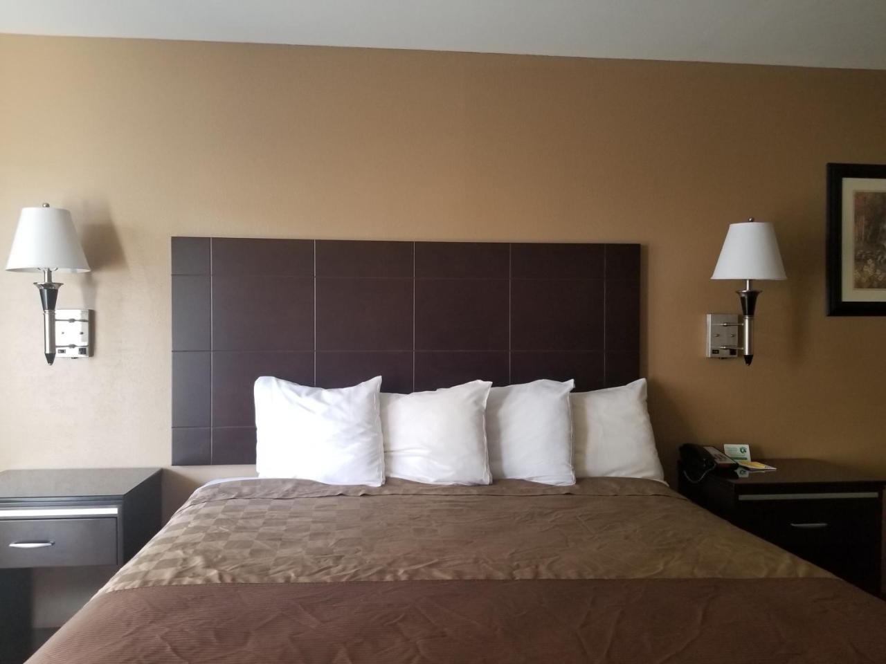 Sunburst & Motel 2*