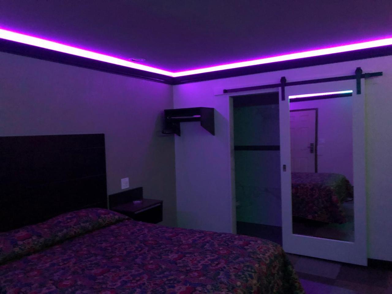 Parlour *