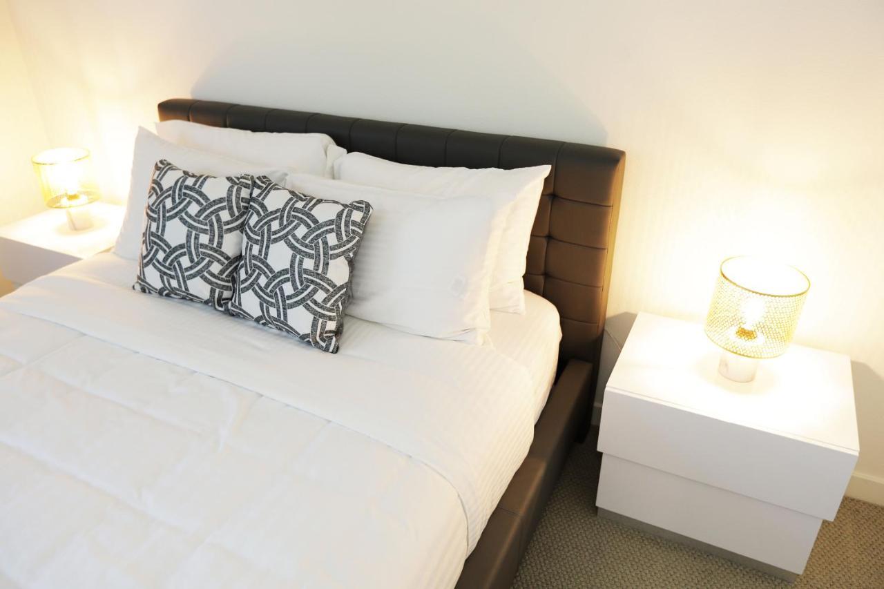Aparthotel Hollywood Landmark Suites