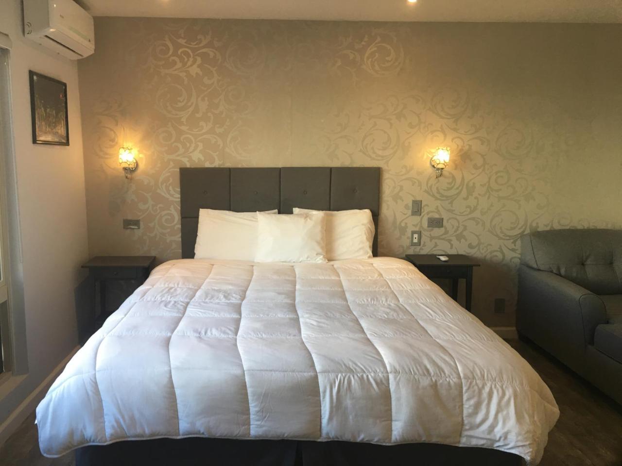 Motel Hollywood 7 Star 2*