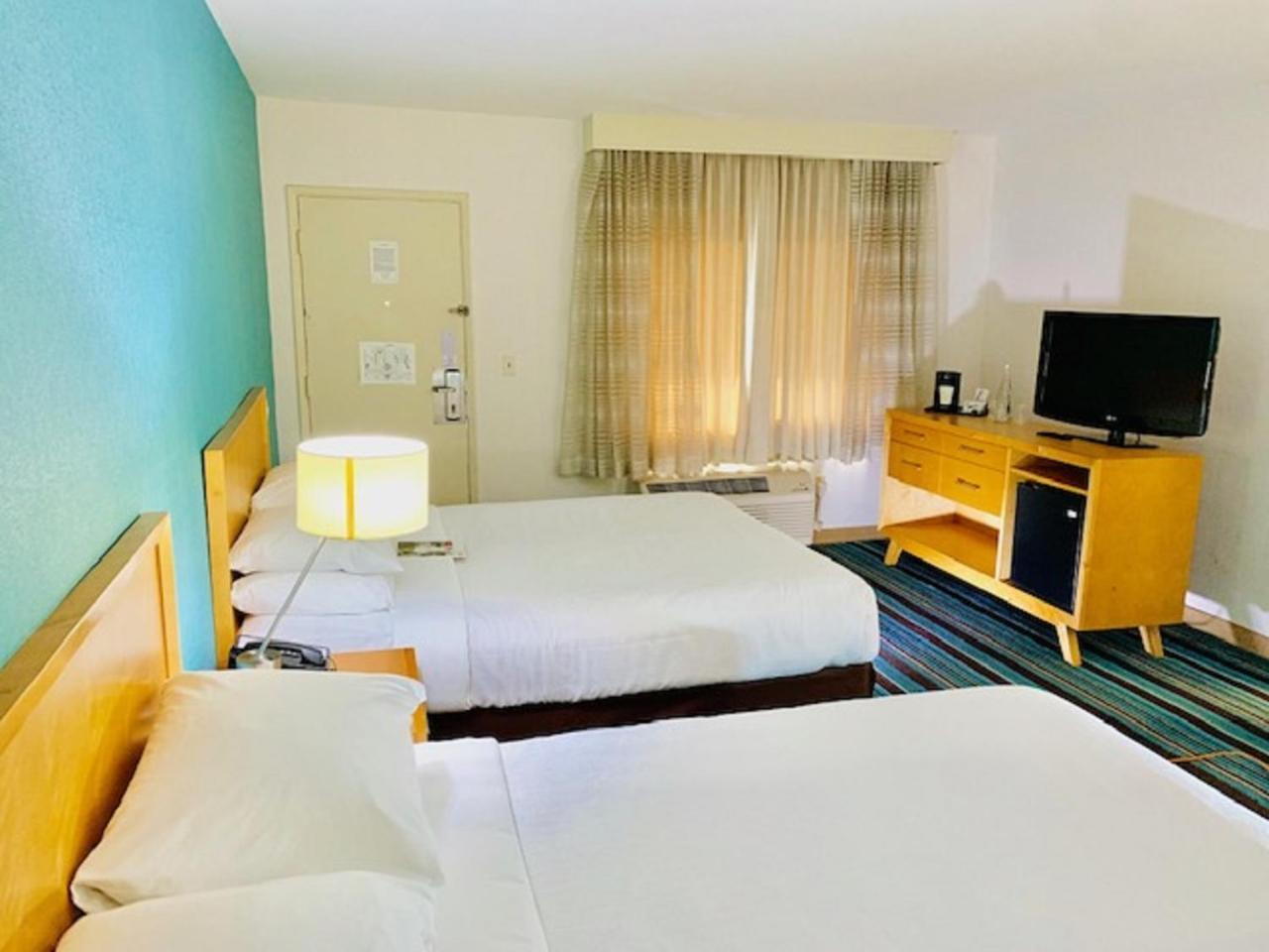Olivia Hotel 2*