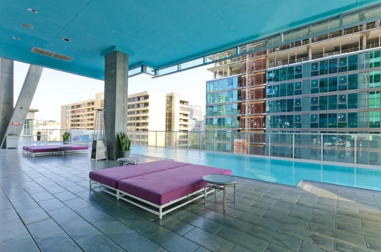 Modern Style 2 Bed 2 Bath In Dtla Los Angeles