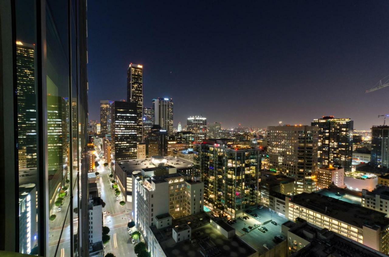 Modern Style 2 Bed 2 Bath In Dtla