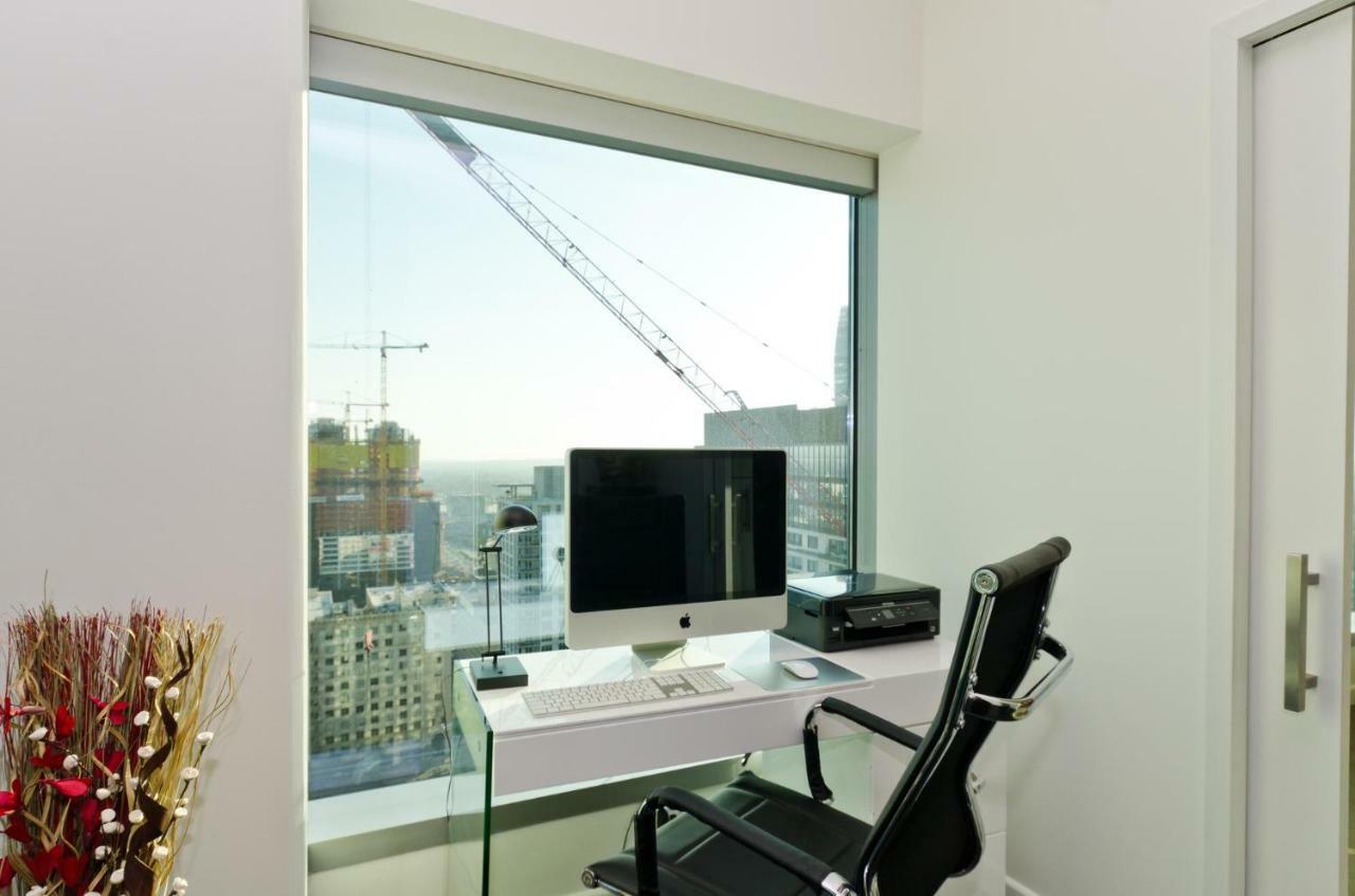 Apartment Modern Style 2 Bed 2 Bath In Dtla *