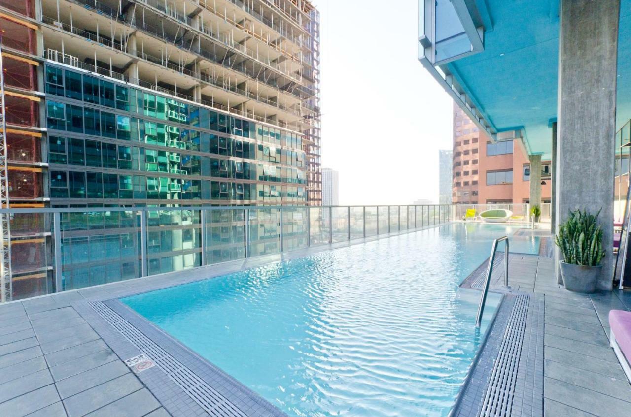 Modern Style 2 Bed 2 Bath In Dtla