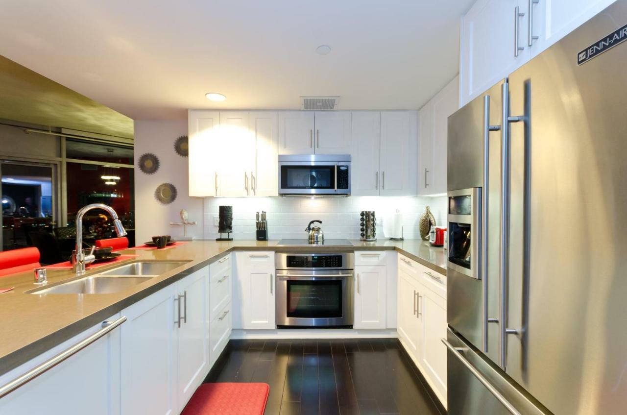 Modern Style 2 Bed 2 Bath In Dtla