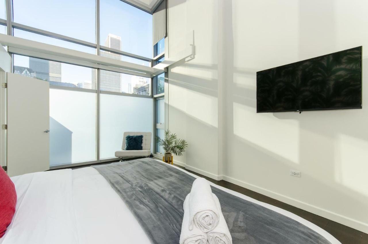Popular Downtown La Presidential Loft With Pool Table Apartment