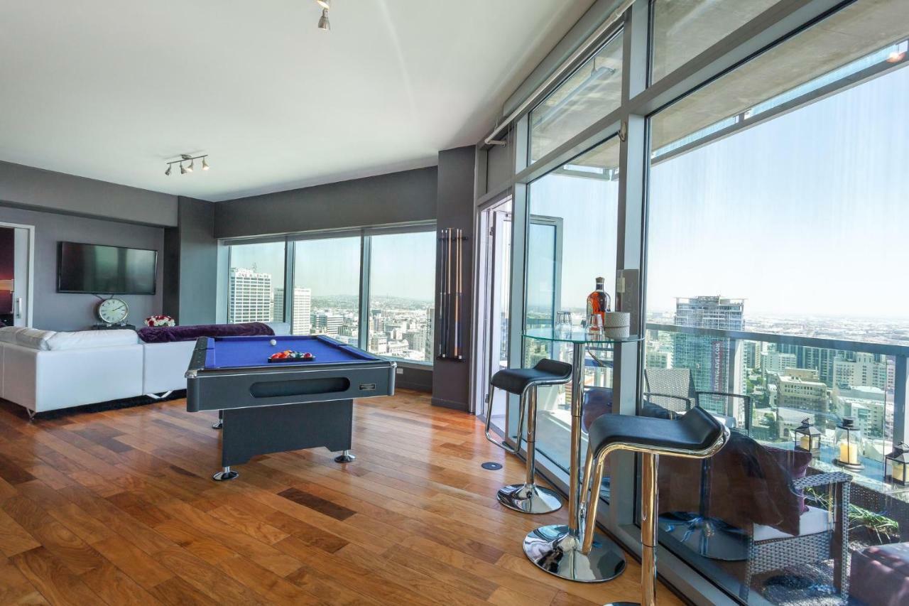 Bright & Modern Dtla 2 Bed 2 Bath Apartment *