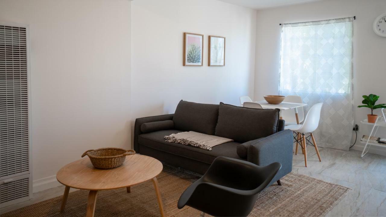 Charming 2br Casita In Front Of Park * Los Angeles