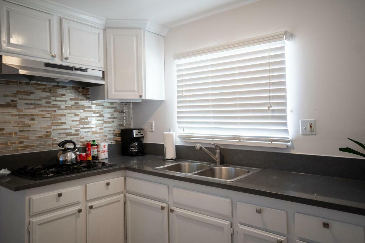 Charming 2br Casita In Front Of Park Apartment *