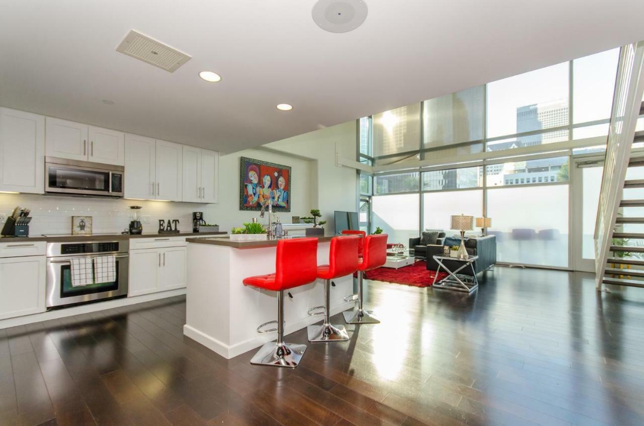 Popular Downtown La Presidential Loft With Pool Table