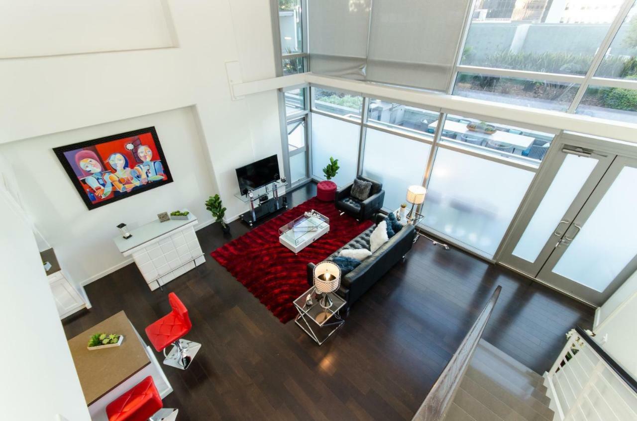 Popular Downtown La Presidential Loft With Pool Table Apartment