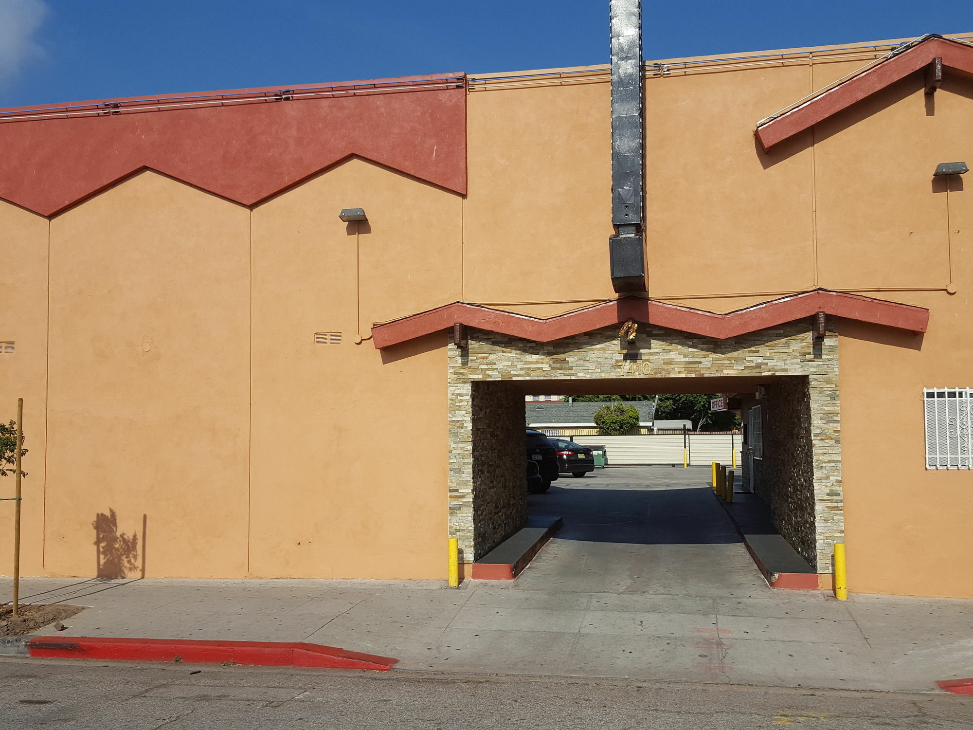 Travel Inn Los Angeles