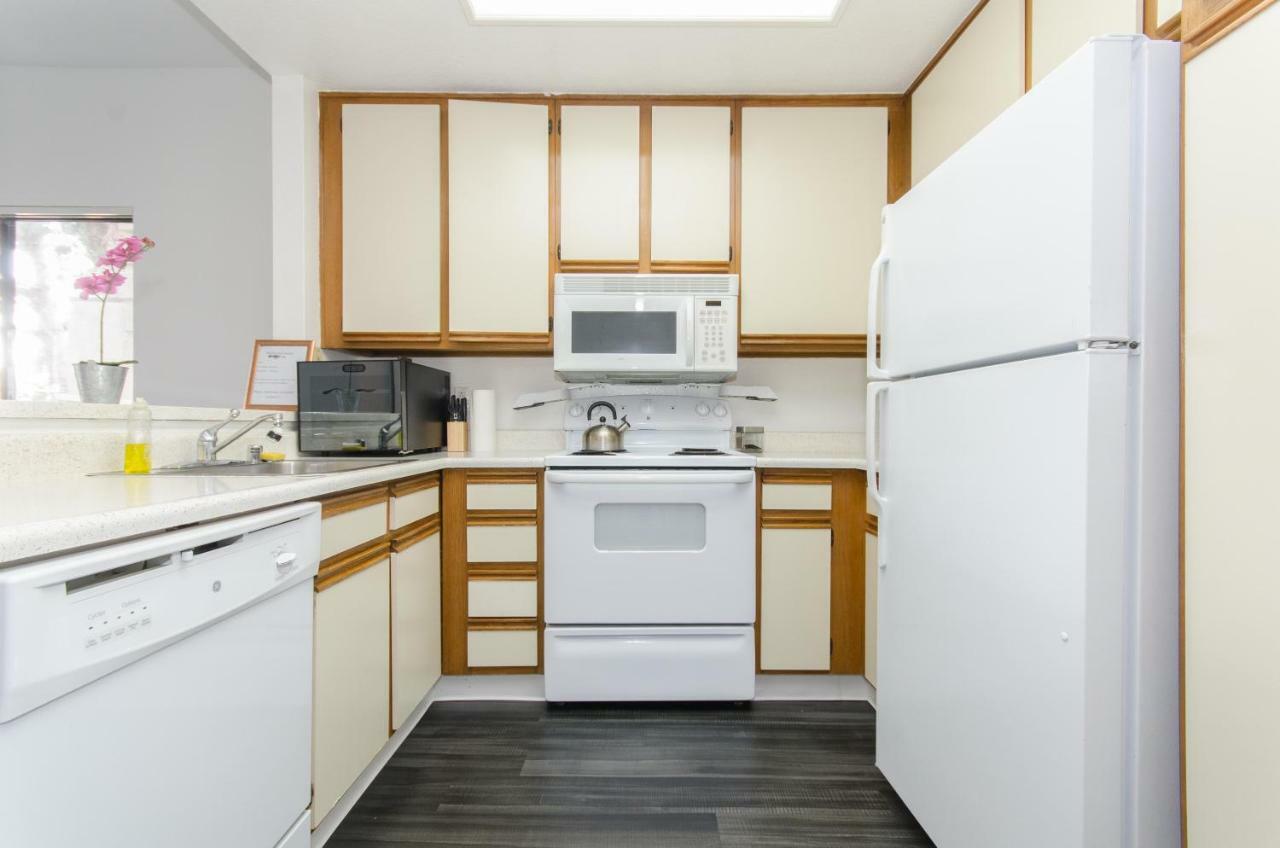 Cozy Walk Of Fame Studio Apartment *