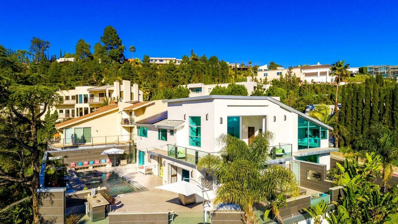 Genesis-hollywood Estate With Stunning Views Villa
