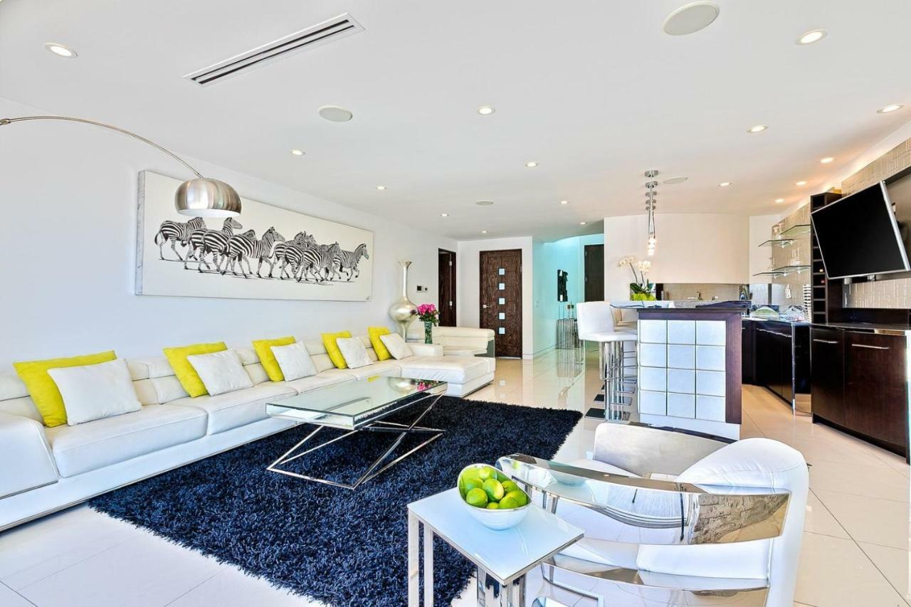 Villa Genesis-hollywood Estate With Stunning Views Los Angeles