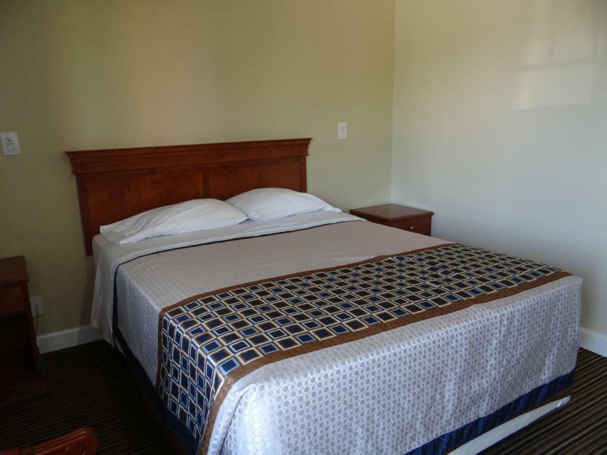 Motel Travel Inn *