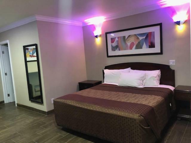 Hotel Mesa Los Angeles